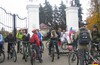 Ботанический сад (главный вход) — парк Сокольники возле фонтана на Закрытие сезона 2009 (открытие зимнего ;)) Организаторы велоклуб "32 спицы".